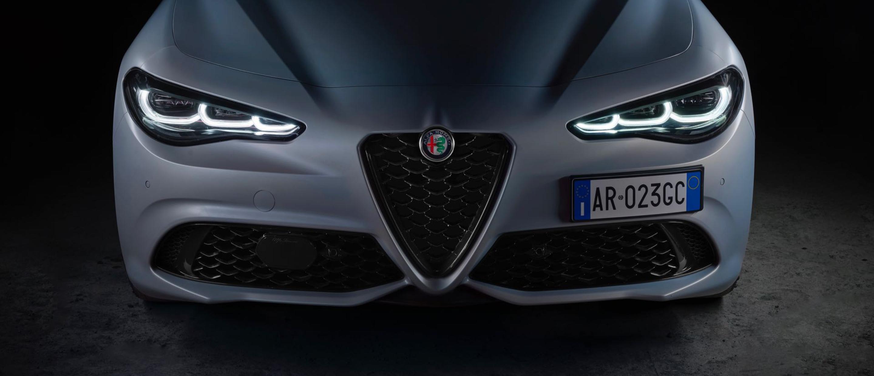 Alfa Romeo Giulia e Stelvio 2023: iniezione di tecnologia